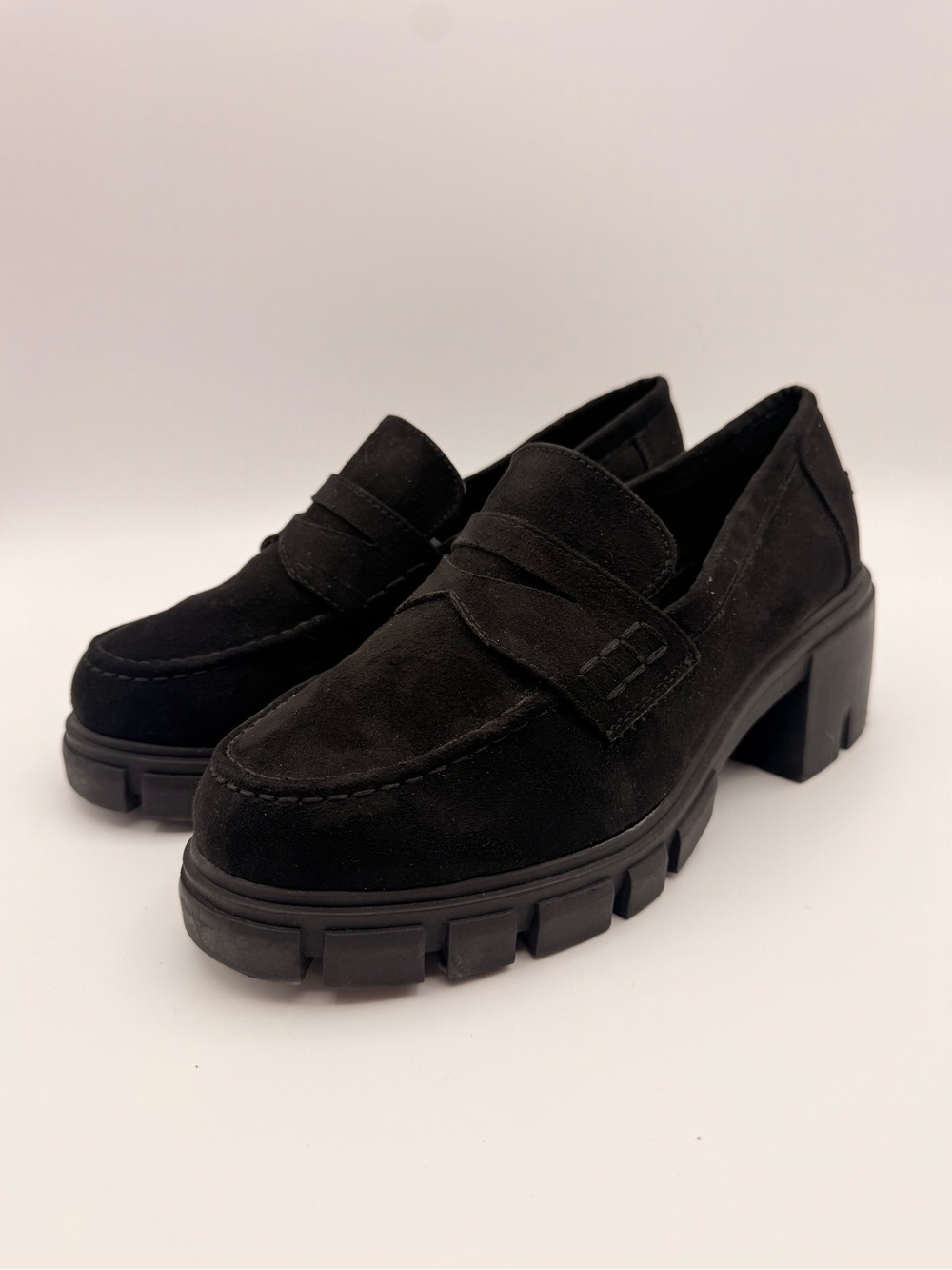 ASOS DESIGN Black Chunky Lug Sole Platform Loafers Goth Preppy Women 8W